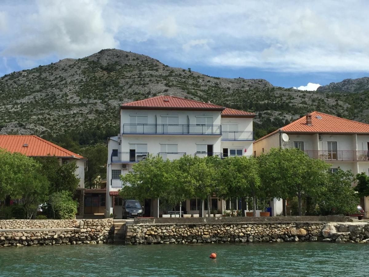 Delfin Acomodação com café da manhã Starigrad Paklenica Exterior foto